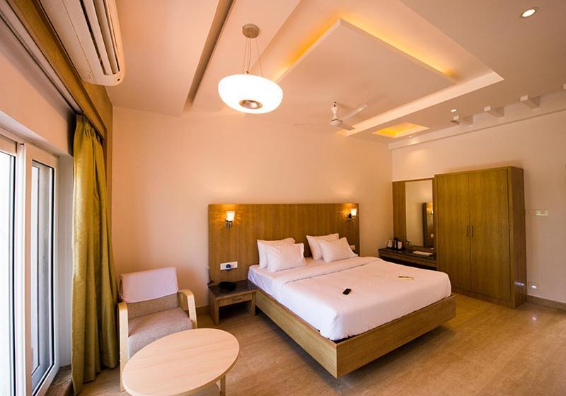 Apoorva Resorts Davangere Bagian luar foto