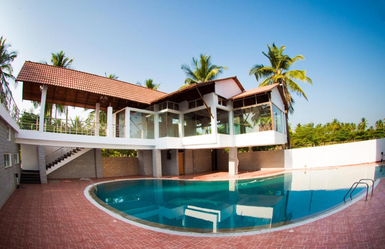 Apoorva Resorts Davangere Bagian luar foto