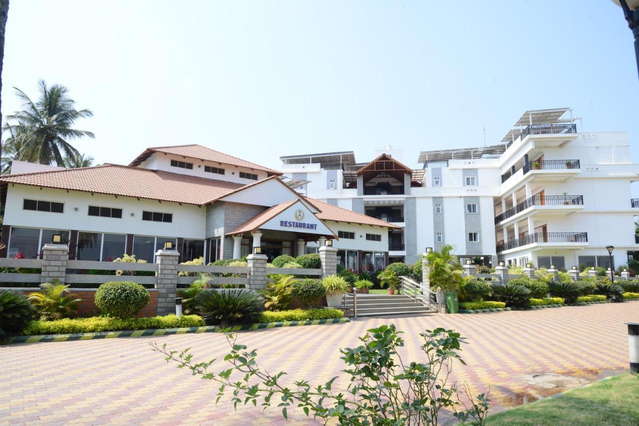 Apoorva Resorts Davangere Bagian luar foto